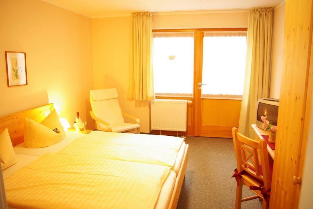 Landhotel Schaferhof Langenstein ภายนอก รูปภาพ